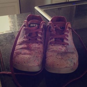 Nobull Brooke Wells Art trainer sz 6